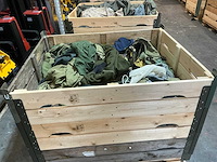 Diverse nl legerkleding - afbeelding 1 van  6