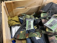 Diverse nl legerkleding - afbeelding 3 van  6