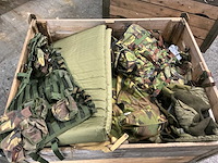 Diverse nl legerkleding - afbeelding 2 van  5