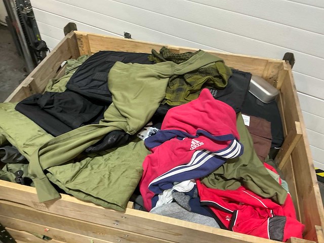 Diverse nl legerkleding - afbeelding 4 van  6