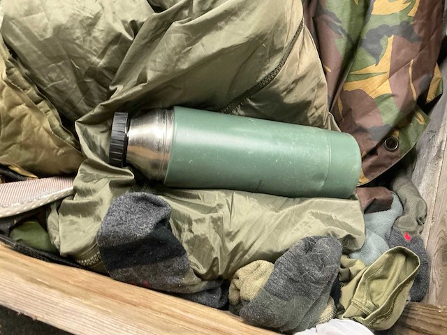 Diverse nl legerkleding - afbeelding 3 van  5