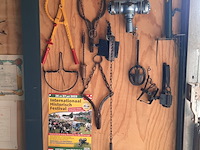 Diverse nostalgisch gereedschap - afbeelding 1 van  6