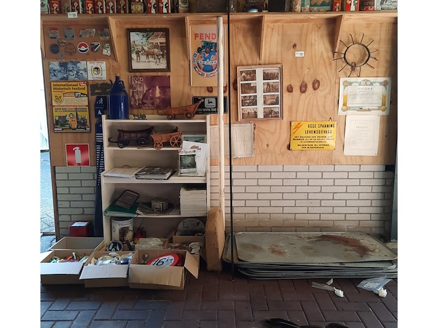 Diverse nostalgisch wanddecoratie - afbeelding 1 van  11