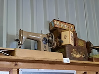 Diverse nostalgische items o.a. singer - afbeelding 3 van  8