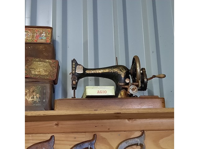 Diverse nostalgische items o.a. singer - afbeelding 7 van  8