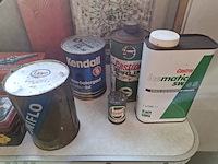 Diverse nostalgische olie en vloeistofkannen, o.a. shell, cantex, bosch - afbeelding 7 van  12