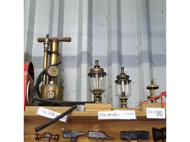 Diverse nostalgische olieclips - afbeelding 2 van  6