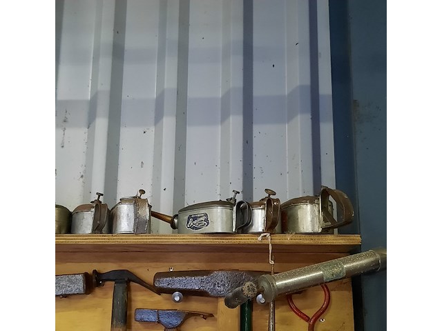 Diverse nostalgische olieclips - afbeelding 6 van  6