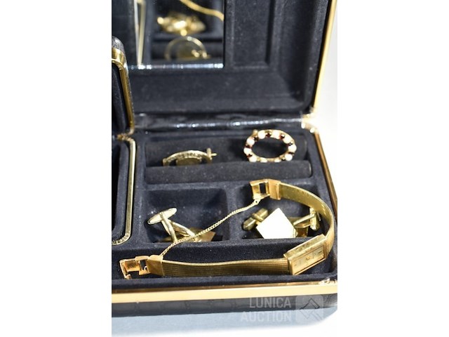 Diverse (o.a. gouden) sieraden - afbeelding 8 van  13