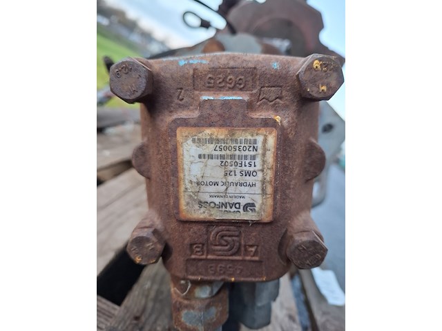 Diverse o.a. hydrauliekblok - afbeelding 6 van  22