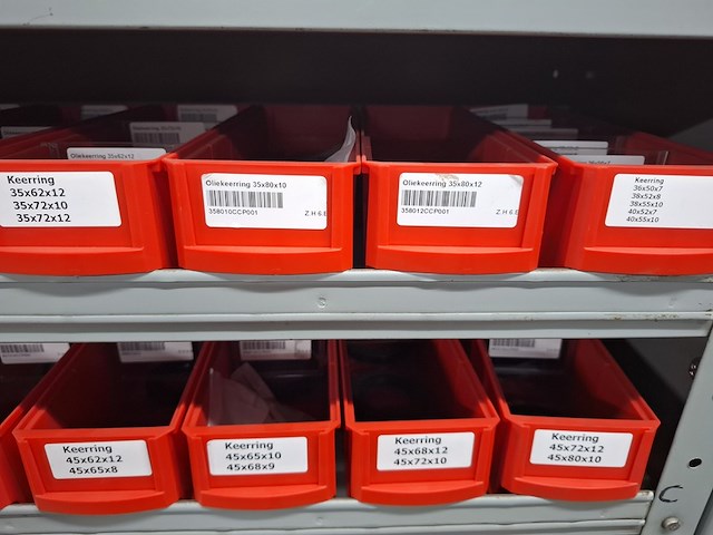 Diverse o.a. keerringen - afbeelding 9 van  17