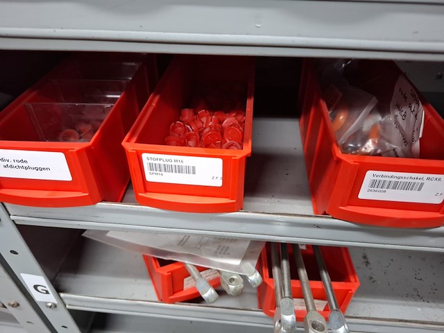 Diverse o.a. uitlaatklemmen, massakabels - afbeelding 6 van  8