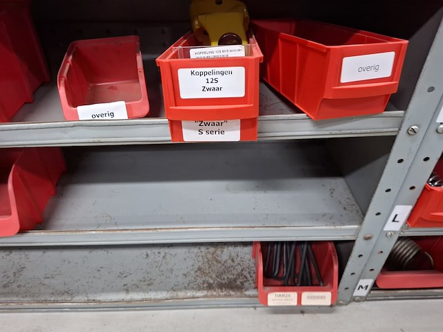 Diverse o.a. uitlaatklemmen, massakabels - afbeelding 8 van  8