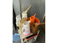 Diverse oliën en vloeistoffen met stelling - afbeelding 7 van  7