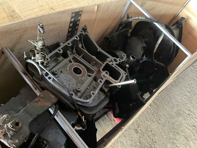 Diverse onderdelen - brackets - outboard motor - afbeelding 1 van  1