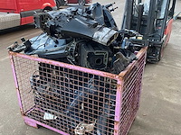 Diverse onderdelen - brackets/ swivels - buitenboordmotor onderdelen - afbeelding 1 van  2