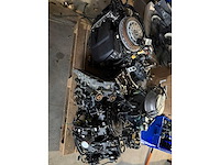 Diverse onderdelen - motorblokken - buitenboordmotor onderdelen - afbeelding 2 van  2