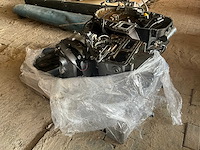 Diverse onderdelen - motorblokken - buitenboordmotor onderdelen - afbeelding 2 van  7