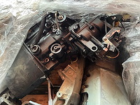 Diverse onderdelen - motorblokken - buitenboordmotor onderdelen - afbeelding 3 van  6