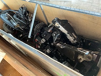 Diverse onderdelen - motorblokken - buitenboordmotor onderdelen - afbeelding 6 van  6