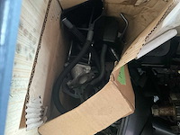 Diverse onderdelen - motorblokken - buitenboordmotor onderdelen - afbeelding 6 van  9