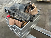 Diverse onderdelen - staarstuk onderdelen - buitenboordmotor onderdelen - afbeelding 1 van  2