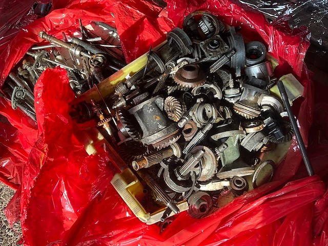 Diverse onderdelen - staartstuk onderdelen - outboard motor - afbeelding 3 van  5