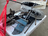 Diverse onderdelen - staartstukken - buitenboordmotor onderdelen - afbeelding 2 van  5