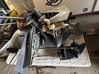 Diverse onderdelen - staartstukken - buitenboordmotor onderdelen - afbeelding 1 van  1