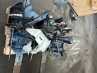 Diverse onderdelen - staartstukken - buitenboordmotor onderdelen - afbeelding 2 van  4