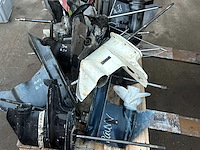 Diverse onderdelen - staartstukken - buitenboordmotor onderdelen - afbeelding 1 van  4