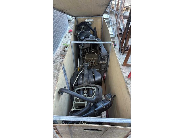 Diverse onderdelen - swivel / brackets - outboard motor - afbeelding 2 van  2