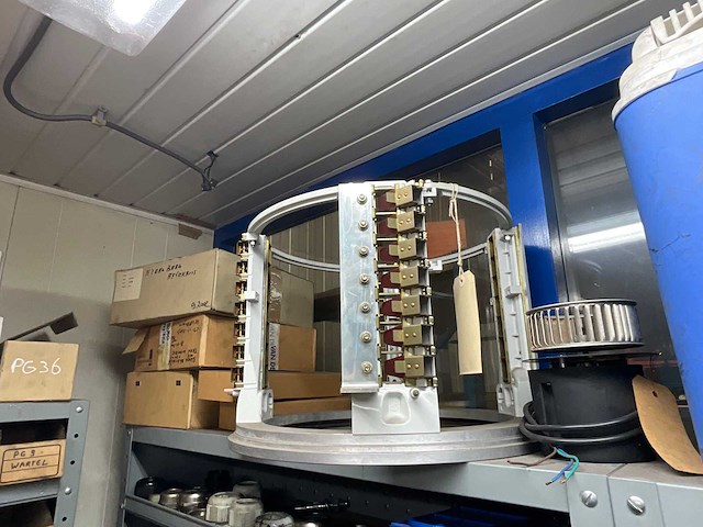 Diverse onderdelen elektromotoren, gereedschap - afbeelding 23 van  26