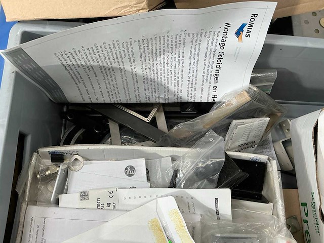 Diverse onderdelen en accessoires - afbeelding 6 van  8