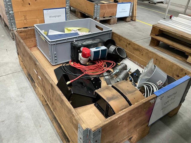 Diverse onderdelen en accessoires - afbeelding 1 van  5