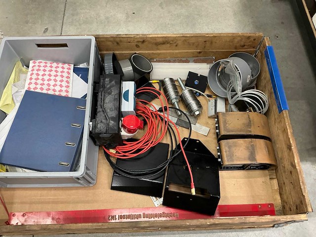 Diverse onderdelen en accessoires - afbeelding 2 van  5