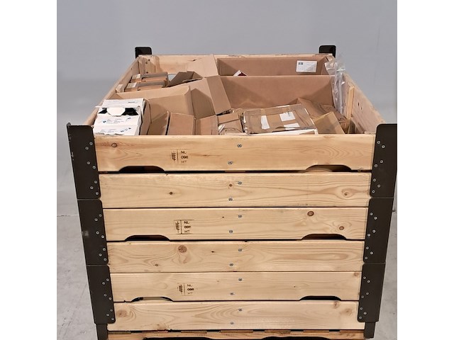 Diverse onderdelen en elektra - afbeelding 1 van  7