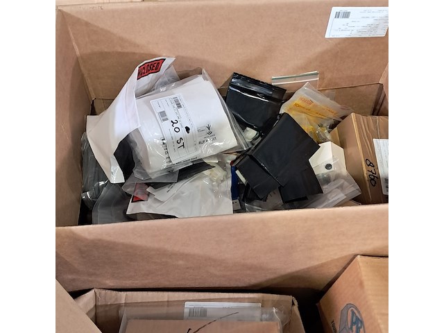 Diverse onderdelen en elektra - afbeelding 2 van  7