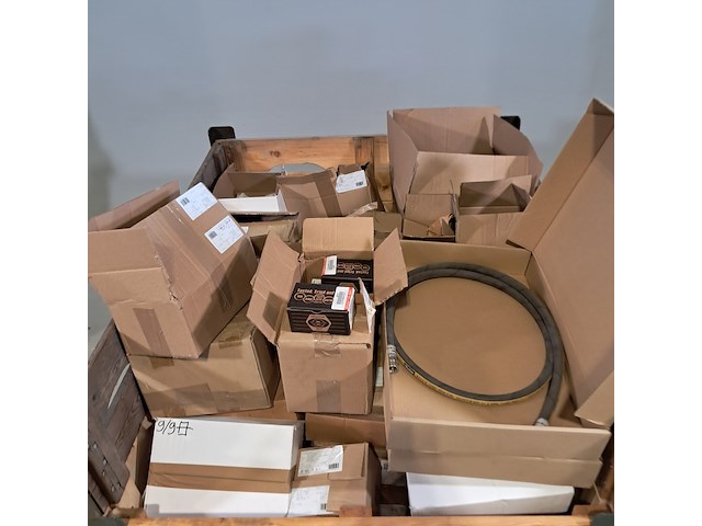 Diverse onderdelen en ijzerwaren, o.a brighton - afbeelding 2 van  9