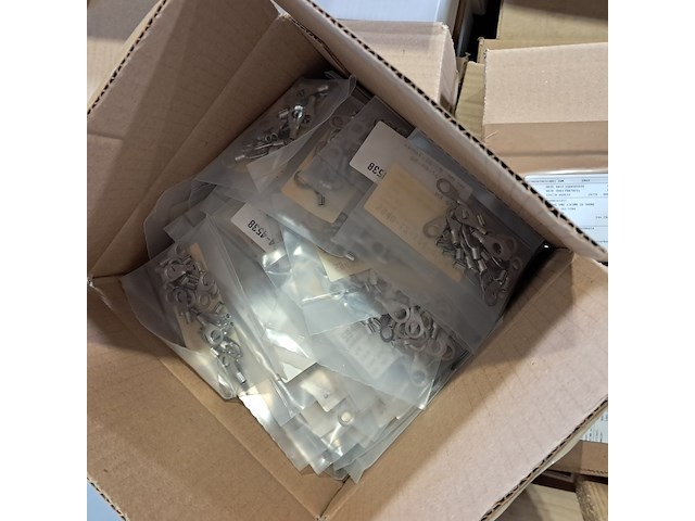 Diverse onderdelen en ijzerwaren, o.a daf - afbeelding 2 van  10