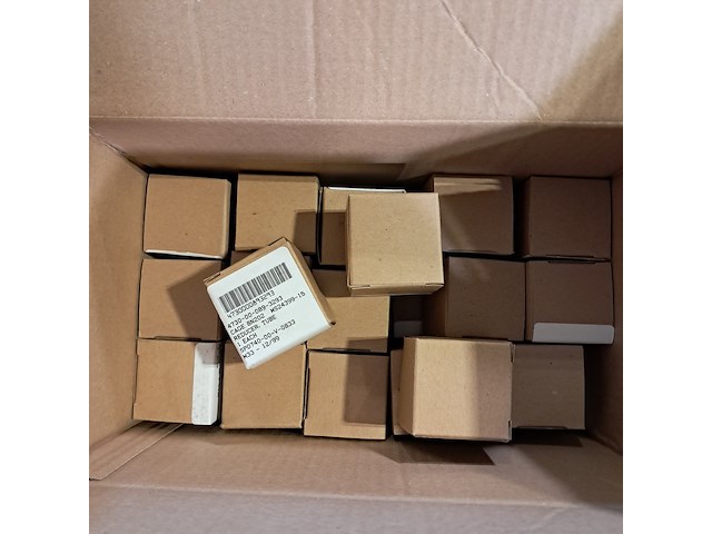 Diverse onderdelen en ijzerwaren, o.a daf - afbeelding 2 van  4