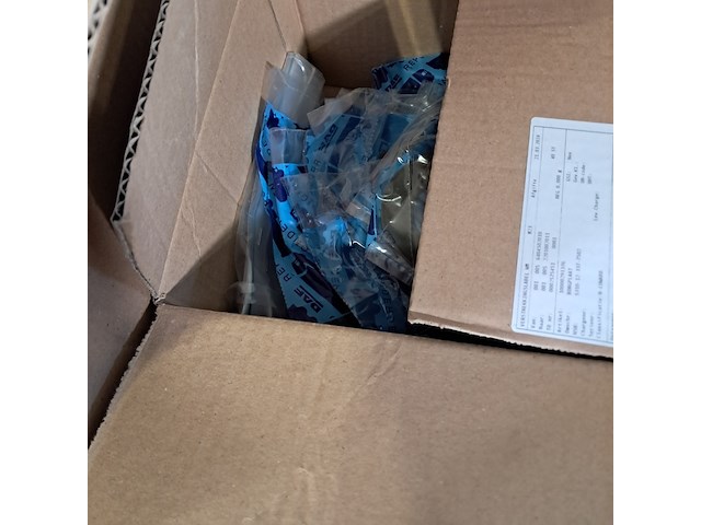 Diverse onderdelen en ijzerwaren, o.a daf - afbeelding 4 van  12