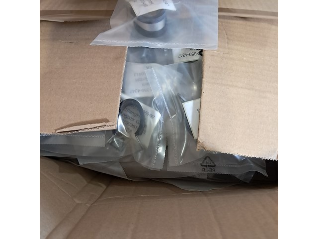 Diverse onderdelen en ijzerwaren, o.a daf - afbeelding 7 van  9