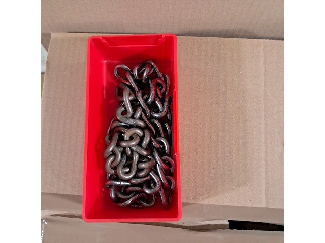 Diverse onderdelen en ijzerwaren - afbeelding 3 van  8