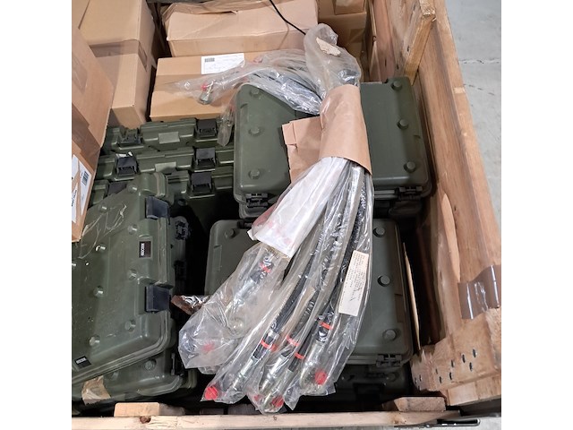 Diverse onderdelen en printplaten - afbeelding 2 van  7