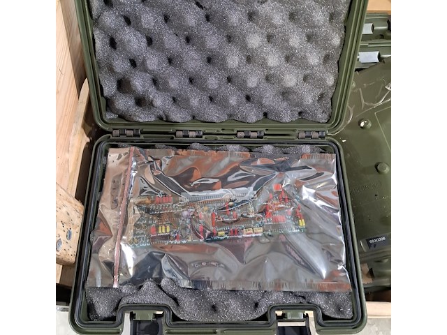 Diverse onderdelen en printplaten - afbeelding 4 van  7