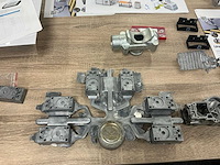 Diverse onderdelen en prototypes - afbeelding 10 van  11