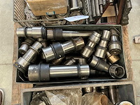 Diverse onderdelen, gereedschappen en accessoires, geleide bussen - afbeelding 4 van  6