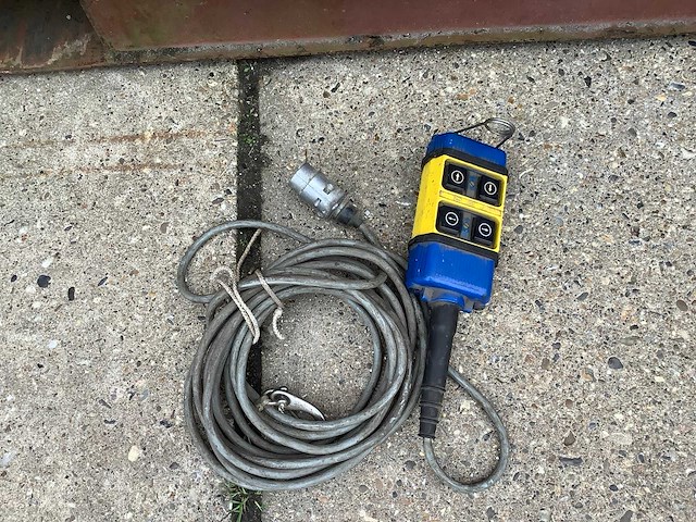 Diverse onderdelen, gereedschappen en accessoires - afbeelding 1 van  2