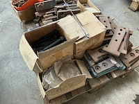 Diverse onderdelen, gereedschappen en accessoires - afbeelding 1 van  1